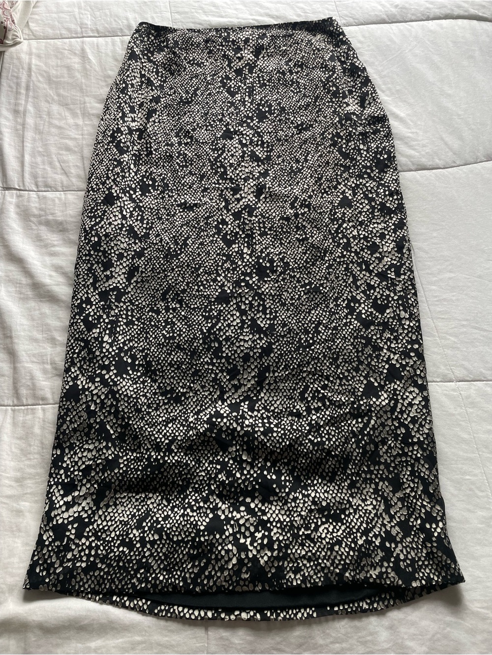 Black Silver Croc Snake Silk Burnout True Wrap Maxi Skirt 8 Chic Elegant Classy
